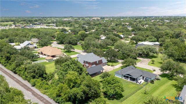 123 Northwood Drive, Cuero, TX 77954