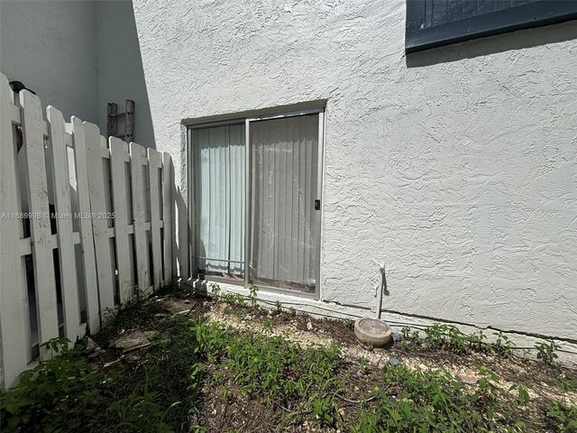 15408 SW 85th Ter 184, Miami, FL 33193