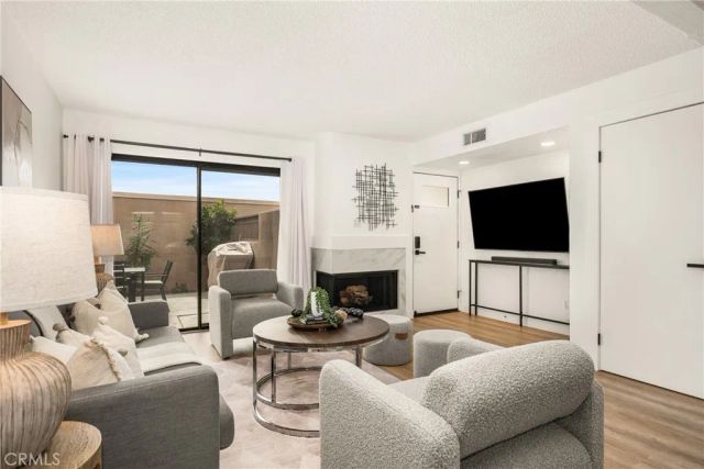 25761 Le Parc 105, Lake Forest, CA 92630