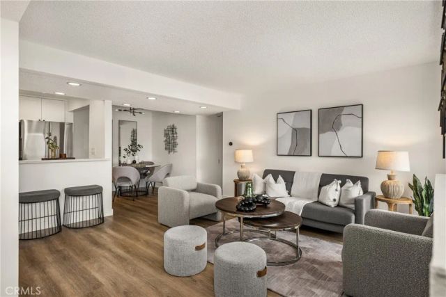 25761 Le Parc 105, Lake Forest, CA 92630