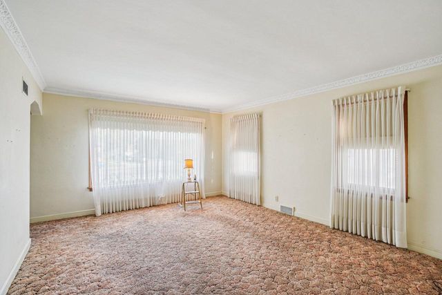 1701 W Oklahoma AVENUE, Milwaukee, WI 53215