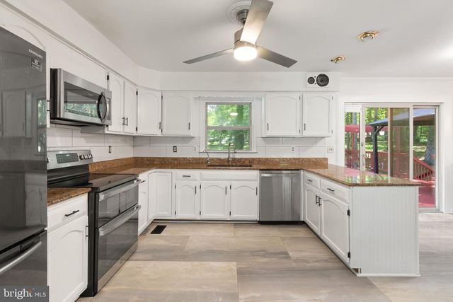 9 DACEY LN, Stafford, VA 22556