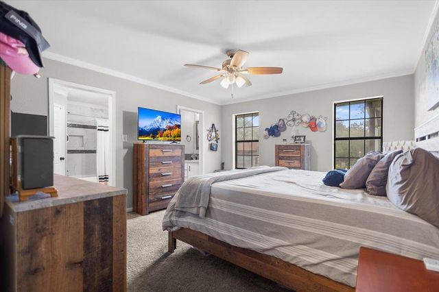 10509 S County Road 456, Henderson, TX 75654