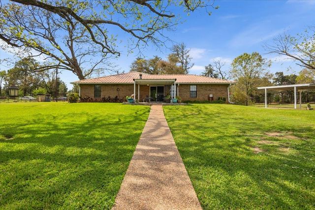 10509 S County Road 456, Henderson, TX 75654