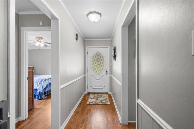 10509 S County Road 456, Henderson, TX 75654