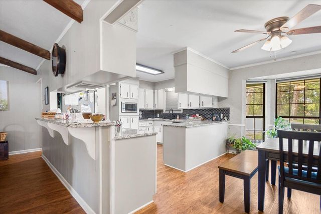 10509 S County Road 456, Henderson, TX 75654