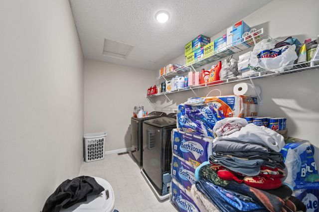5255 Ansbach Drive, Groveport, OH 43125