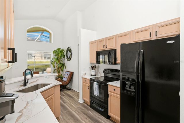 129 HYPOLITA AVENUE, Davenport, FL 33897