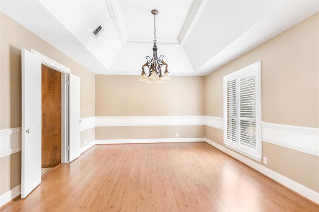 26 Royal Dalton Circle, Conroe, TX 77304