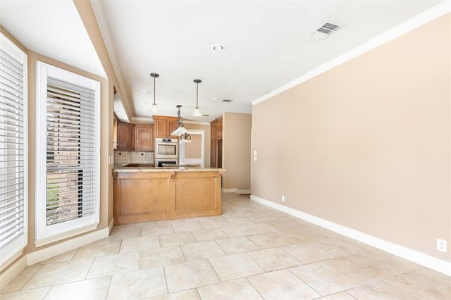 26 Royal Dalton Circle, Conroe, TX 77304