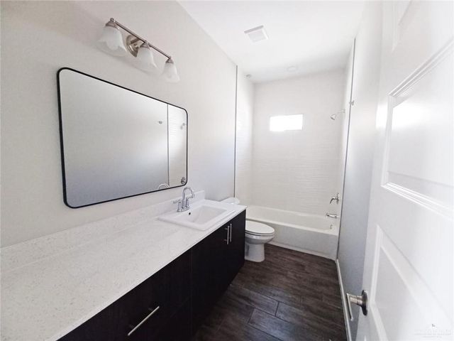 906 E Starr Road B, Mercedes, TX 78570