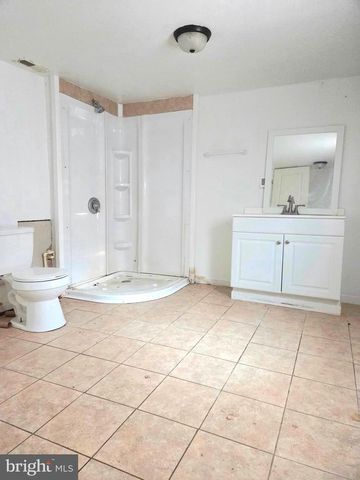 212 MAIN STREET S, Hurlock, MD 21643
