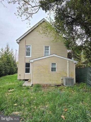 212 MAIN STREET S, Hurlock, MD 21643