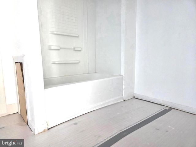 212 MAIN STREET S, Hurlock, MD 21643