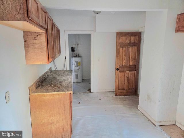 212 MAIN STREET S, Hurlock, MD 21643