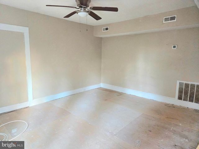 212 MAIN STREET S, Hurlock, MD 21643