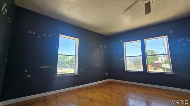 4342 Frieda Avenue, St Louis, MO 63116