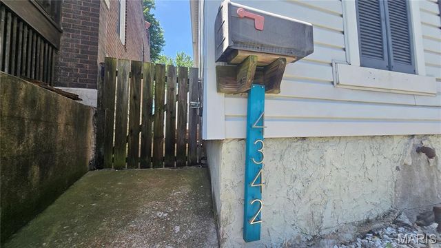 4342 Frieda Avenue, St Louis, MO 63116