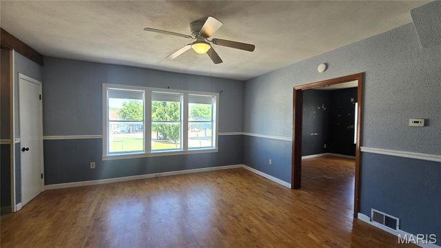 4342 Frieda Avenue, St Louis, MO 63116