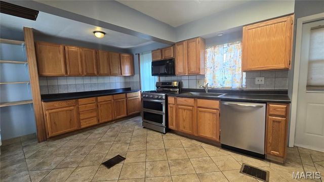 4342 Frieda Avenue, St Louis, MO 63116