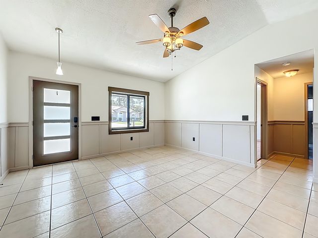 11 Pittwick LN, Palm Coast, FL 32164