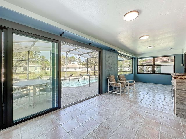 11 Pittwick LN, Palm Coast, FL 32164