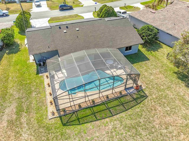 11 Pittwick LN, Palm Coast, FL 32164