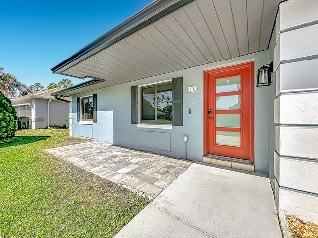 11 Pittwick LN, Palm Coast, FL 32164