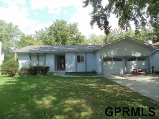 2940 Leawood Drive, Bellevue, NE 68123