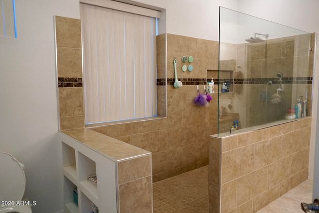 571 W LOCUST Drive, Chandler, AZ 85248