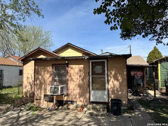 132 Parkview, San Antonio, TX 78210