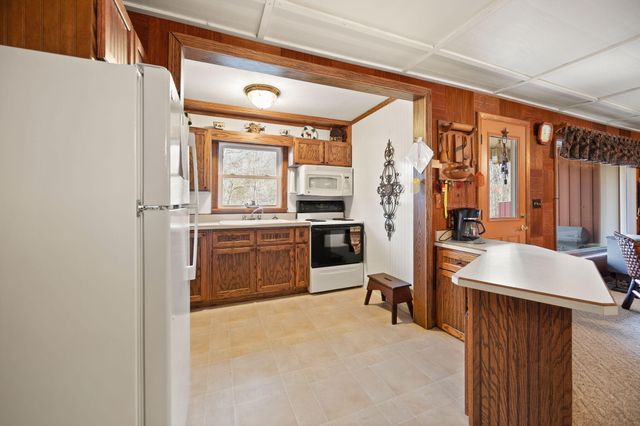 825 George Hardwick Drive, Bronston, KY 42518