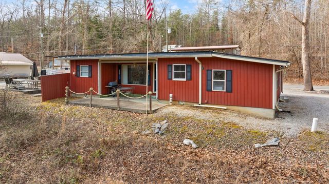 825 George Hardwick Drive, Bronston, KY 42518