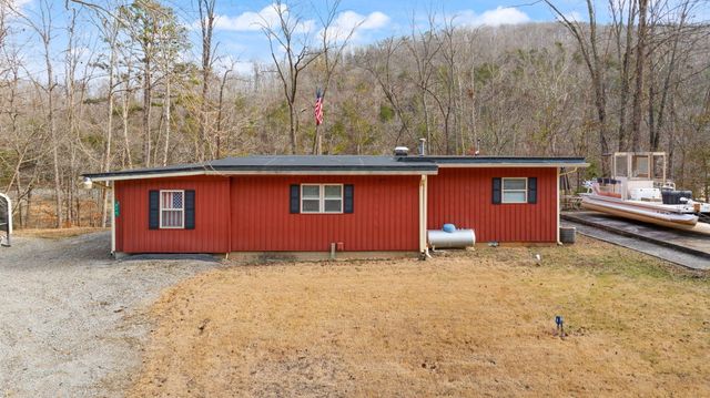 825 George Hardwick Drive, Bronston, KY 42518