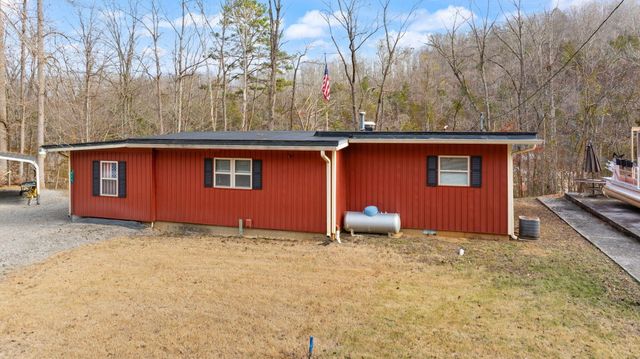 825 George Hardwick Drive, Bronston, KY 42518