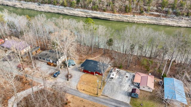 825 George Hardwick Drive, Bronston, KY 42518