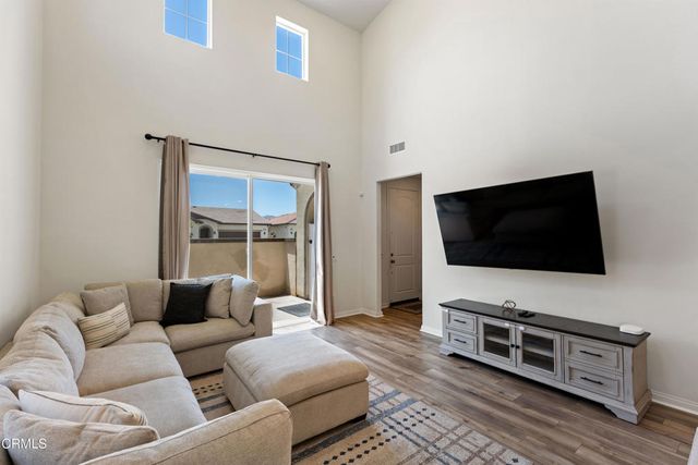 2169 Pomegranate Street, Santa Paula, CA 93060