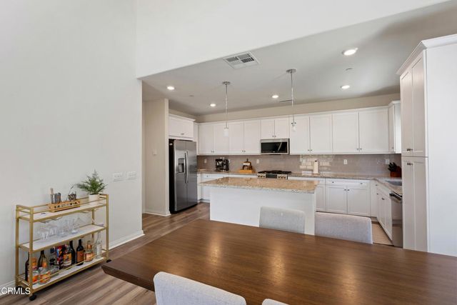 2169 Pomegranate Street, Santa Paula, CA 93060