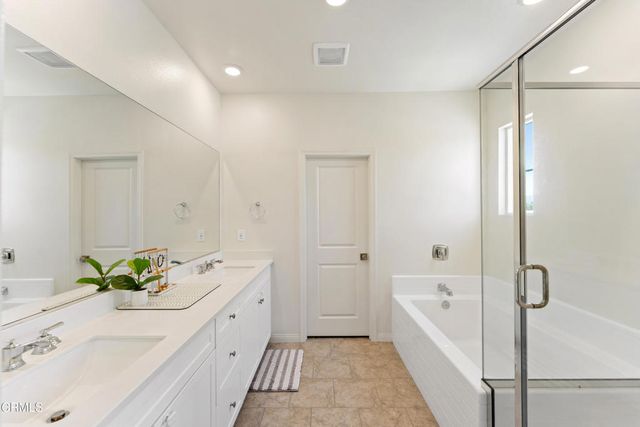 2169 Pomegranate Street, Santa Paula, CA 93060