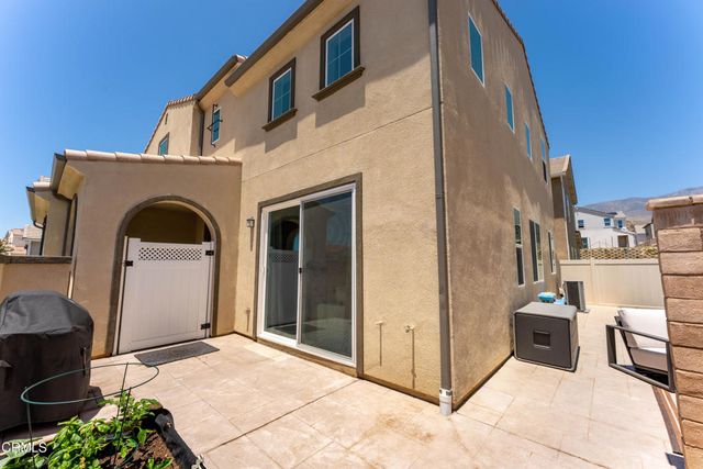 2169 Pomegranate Street, Santa Paula, CA 93060