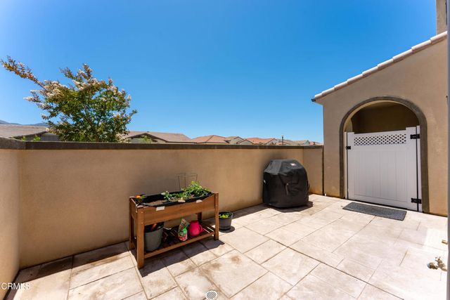 2169 Pomegranate Street, Santa Paula, CA 93060