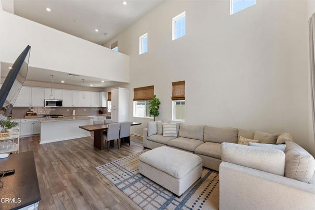 2169 Pomegranate Street, Santa Paula, CA 93060