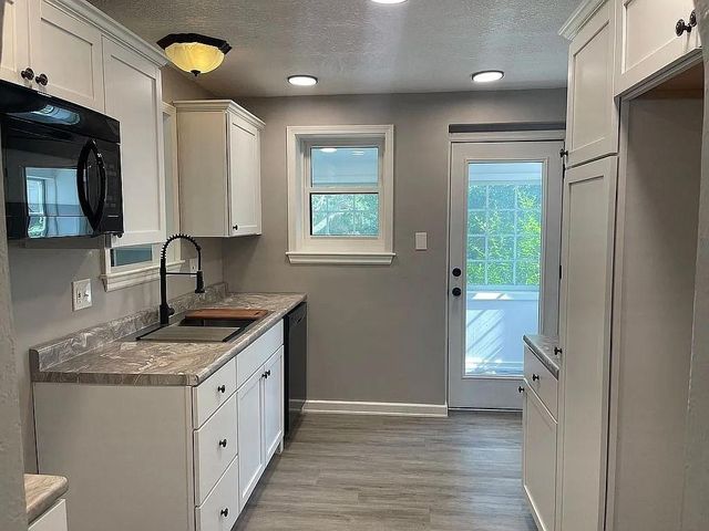 705 S Hawthorne Avenue, Independence, MO 64053