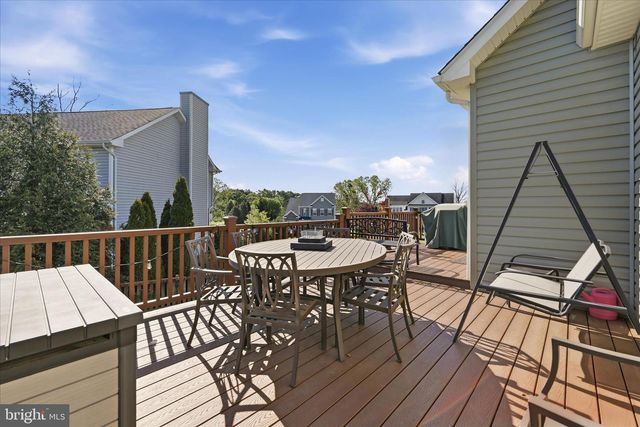 700 MASTERS DR, Cross Junction, VA 22625