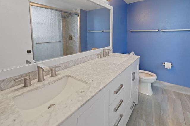 4550 NW 18th Avenue 301, Deerfield Beach, FL 33064