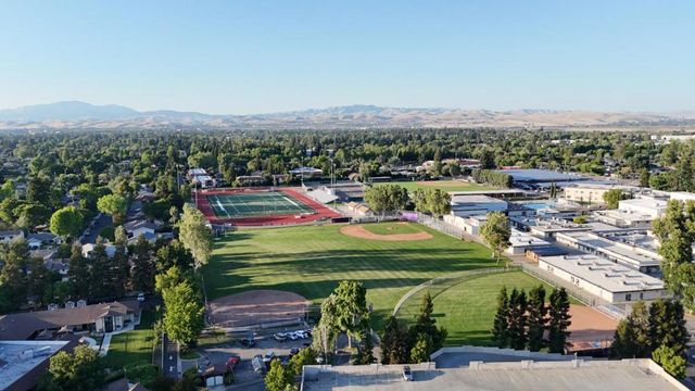 4428 Del Valle Parkway, Pleasanton, CA 94566