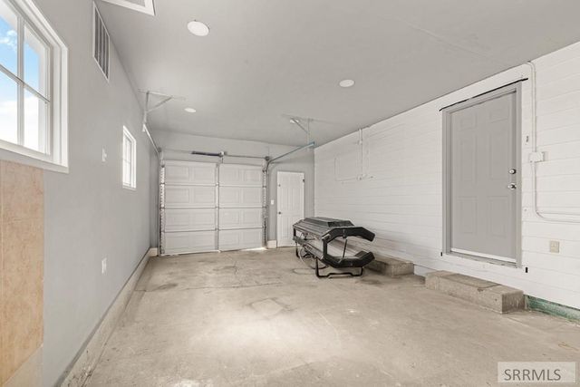 161 Beacon Drive, Idaho Falls, ID 83402