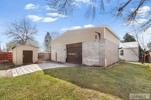 161 Beacon Drive, Idaho Falls, ID 83402