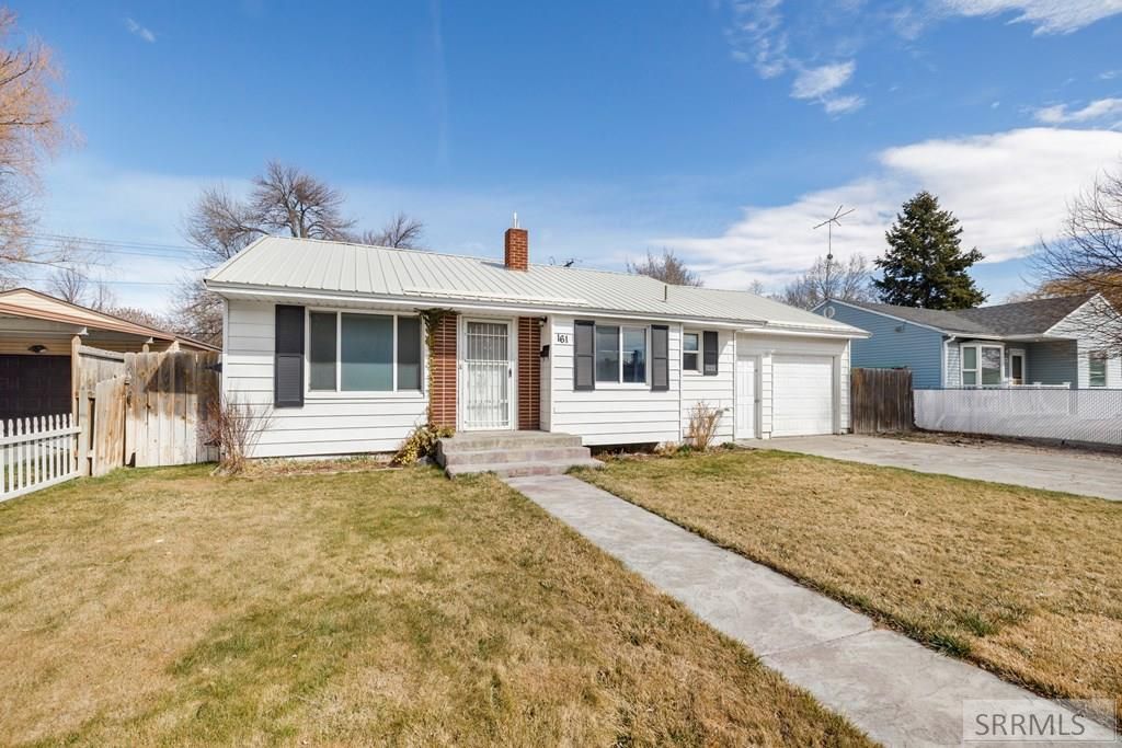Image 2 of property listing at 161 Beacon Drive, Idaho Falls, ID 83402
