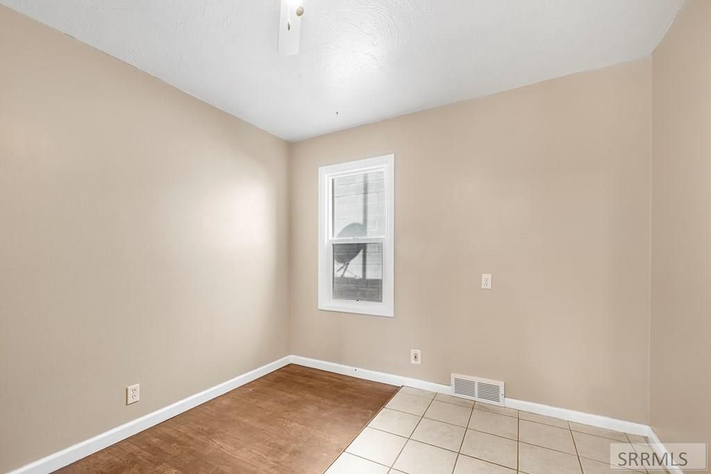 Image 5 of property listing at 161 Beacon Drive, Idaho Falls, ID 83402